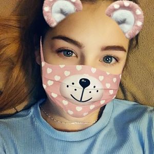 Meet your Posher, Cynthia